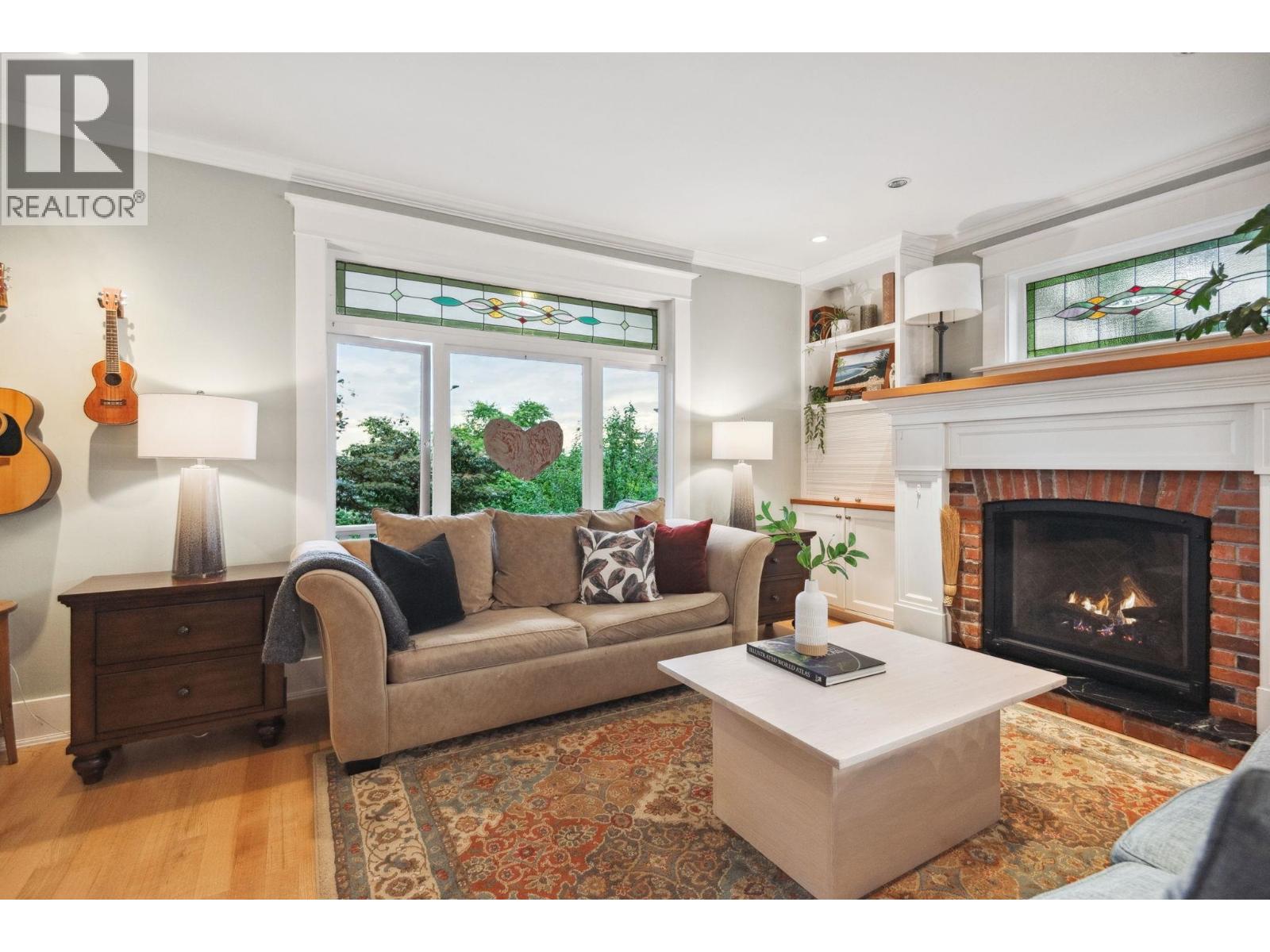 346 E 5th Street, North Vancouver, British Columbia  V7L 1L9 - Photo 19 - R3063436