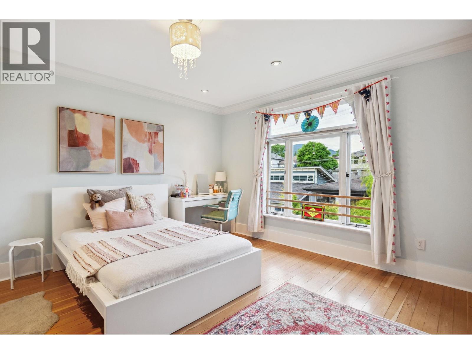 346 E 5th Street, North Vancouver, British Columbia  V7L 1L9 - Photo 23 - R3063436