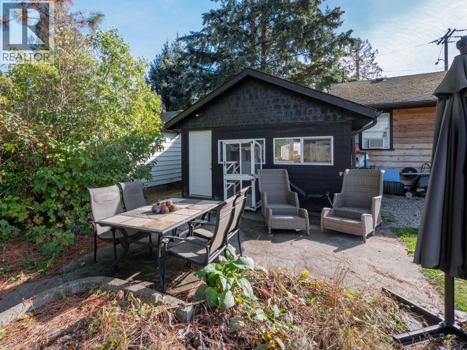 716/718 Hillcrest Road, Gibsons, British Columbia  V0N 1V9 - Photo 30 - R3020855