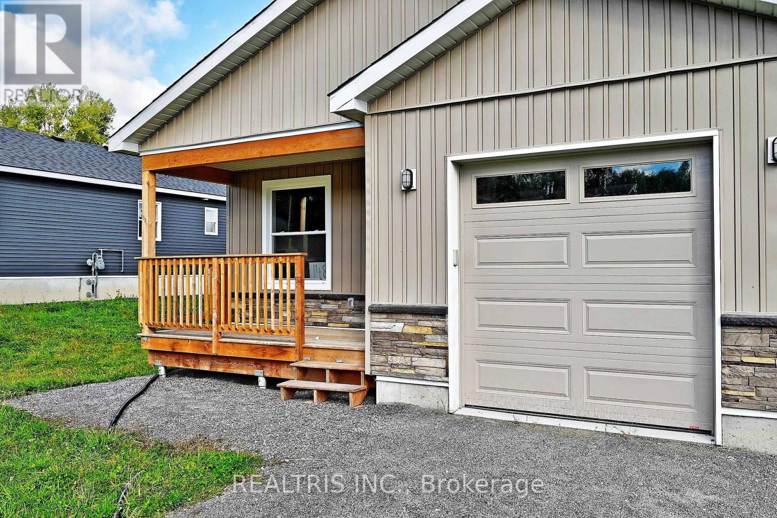 148 Patricia Street, Sudbury Remote Area, Ontario  P3Y 1A1 - Photo 3 - X12493414