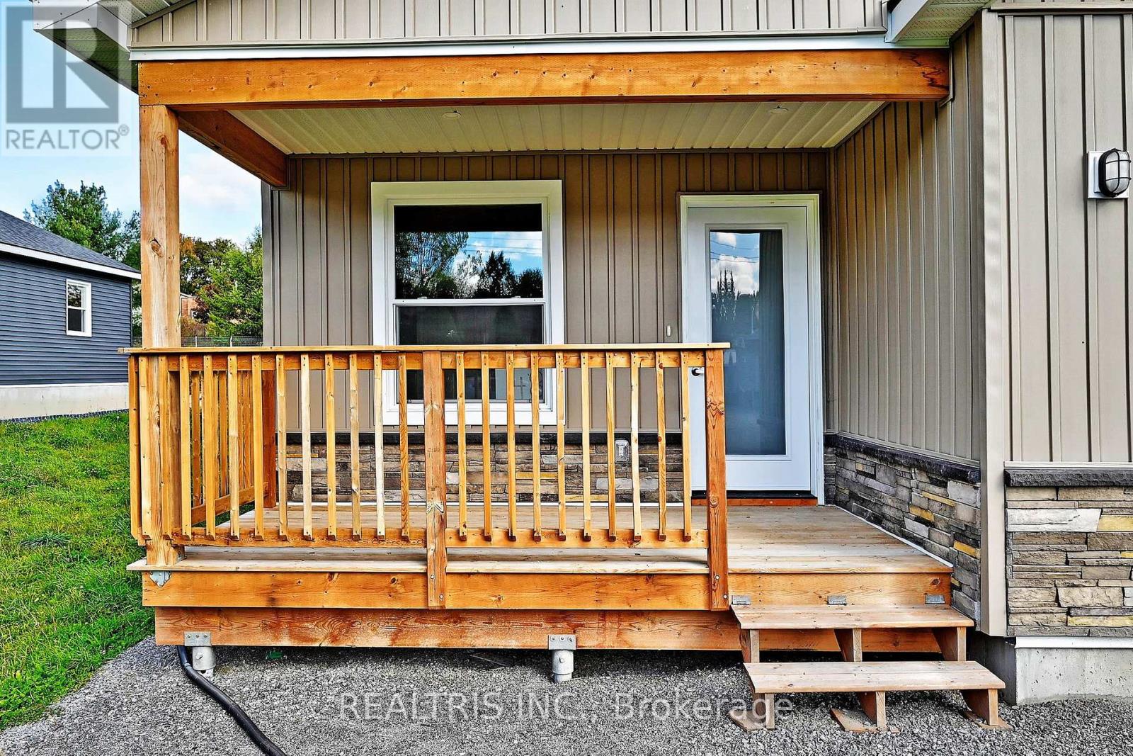 148 Patricia Street, Sudbury Remote Area, Ontario  P3Y 1A1 - Photo 4 - X12493414