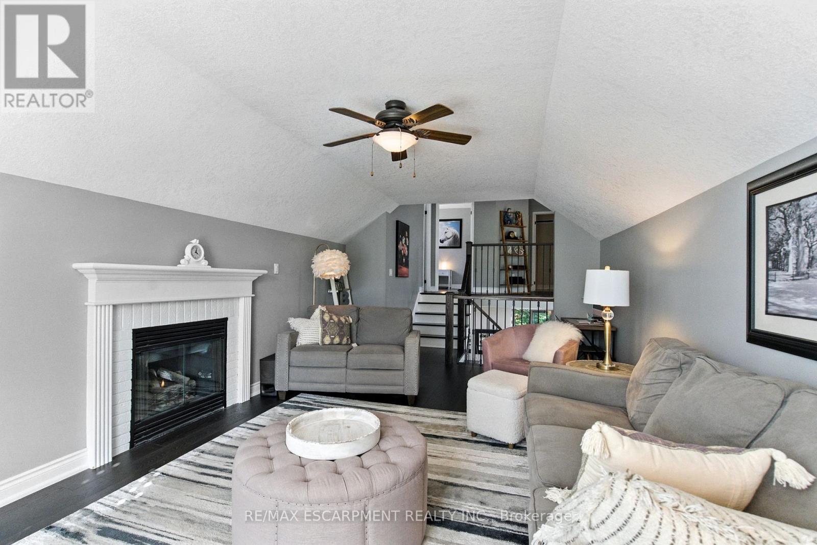 36 Pinecreek Road, Hamilton, Ontario  L8B 0H1 - Photo 24 - X12493416