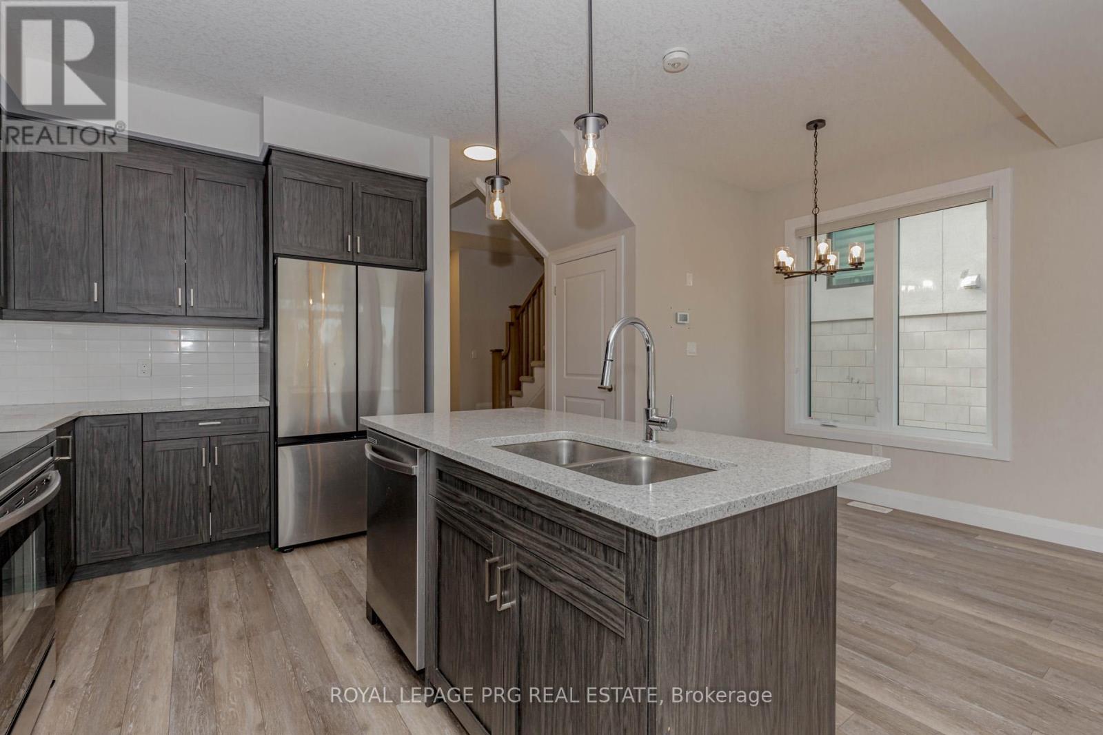 6 - 143 Elgin Street S, Cambridge, Ontario  N1R 0E1 - Photo 10 - X12493434