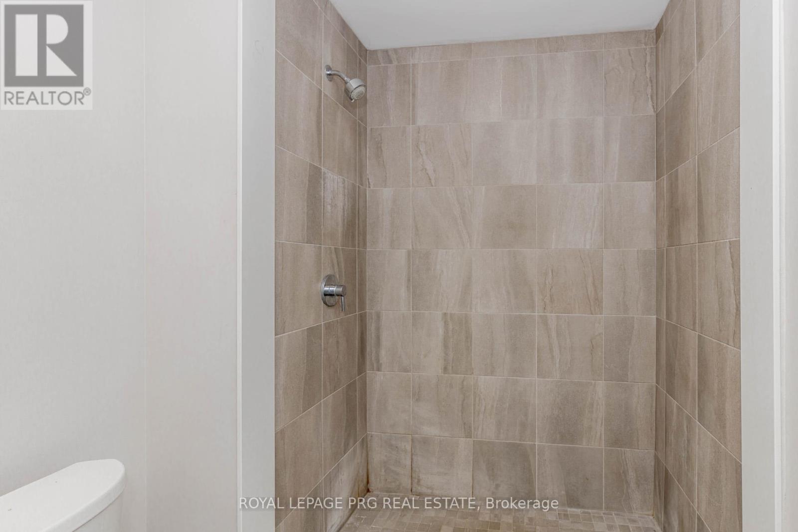 6 - 143 Elgin Street S, Cambridge, Ontario  N1R 0E1 - Photo 27 - X12493434