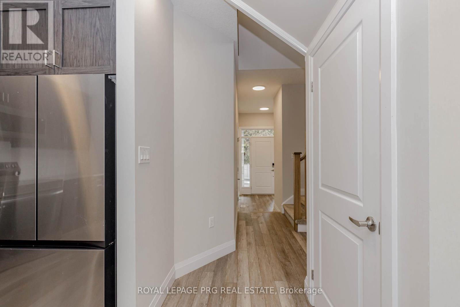 6 - 143 Elgin Street S, Cambridge, Ontario  N1R 0E1 - Photo 5 - X12493434