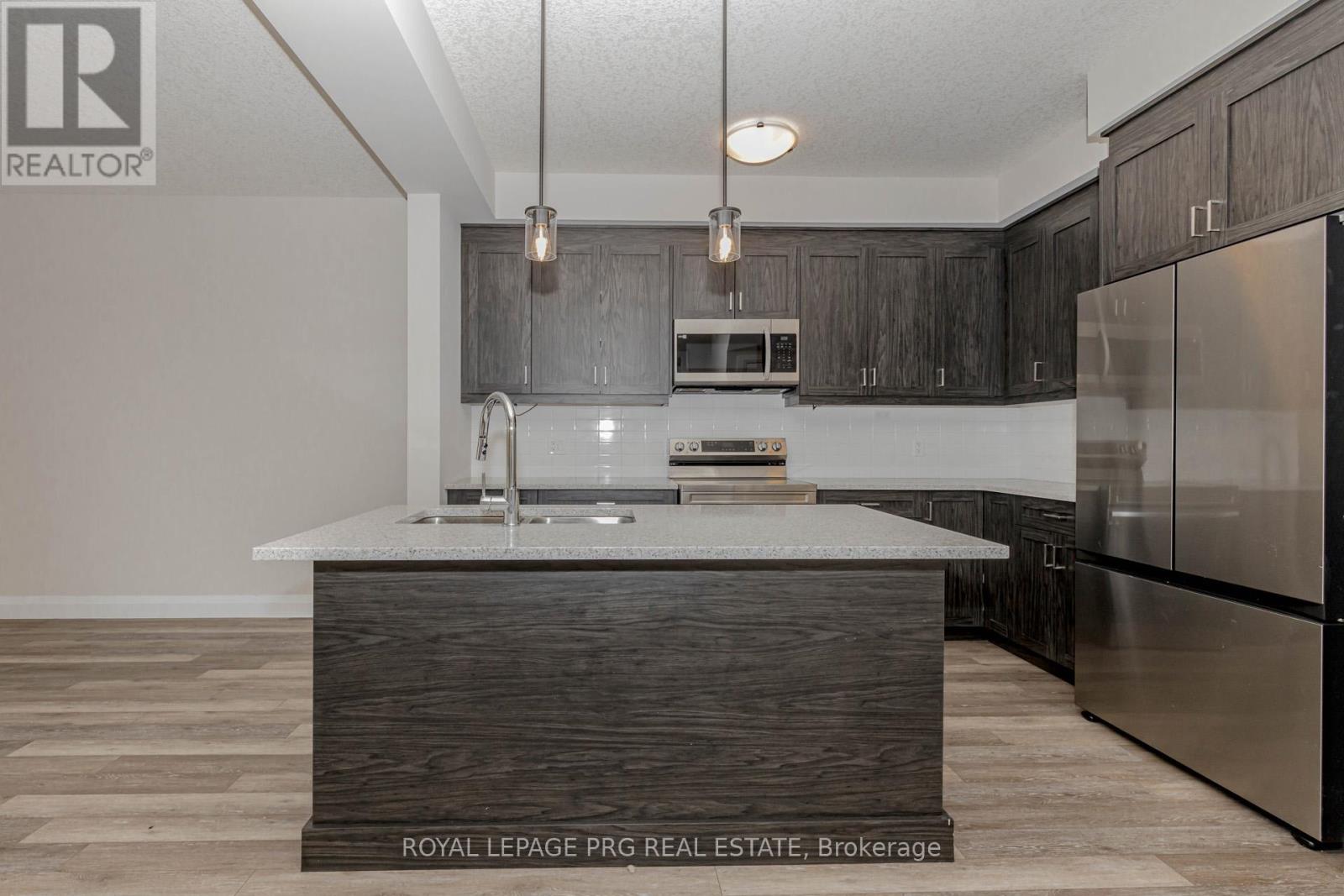 6 - 143 Elgin Street S, Cambridge, Ontario  N1R 0E1 - Photo 7 - X12493434