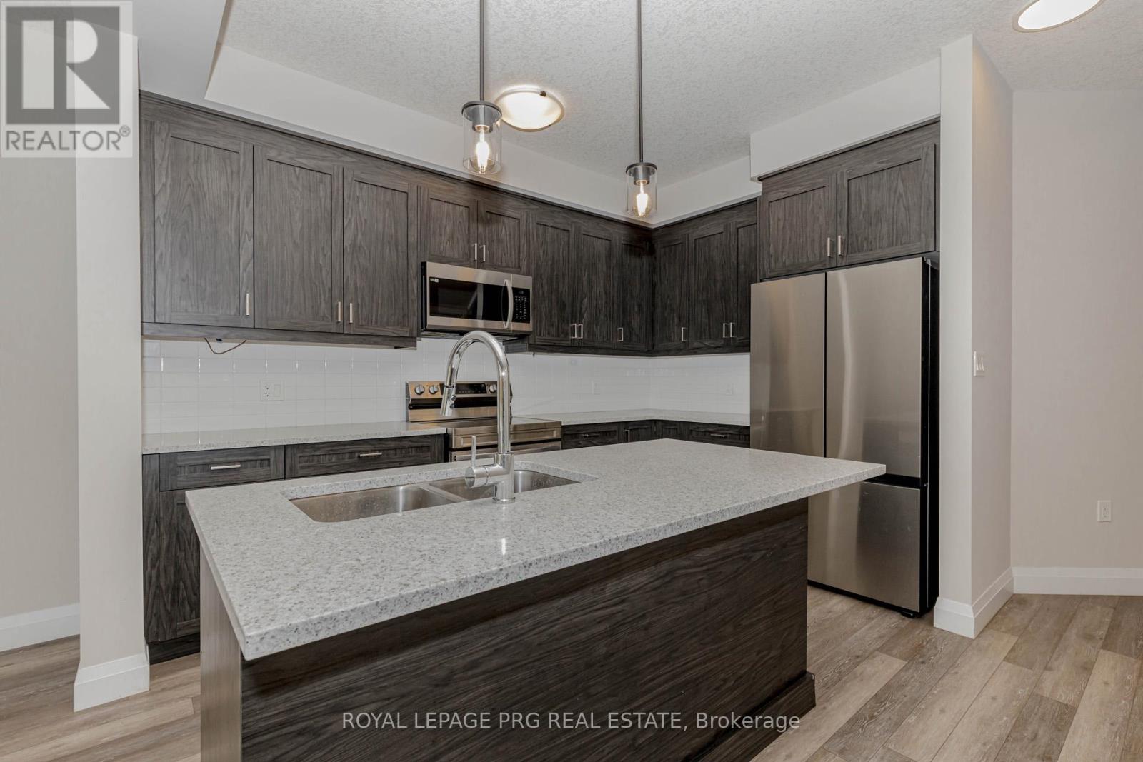 6 - 143 Elgin Street S, Cambridge, Ontario  N1R 0E1 - Photo 8 - X12493434