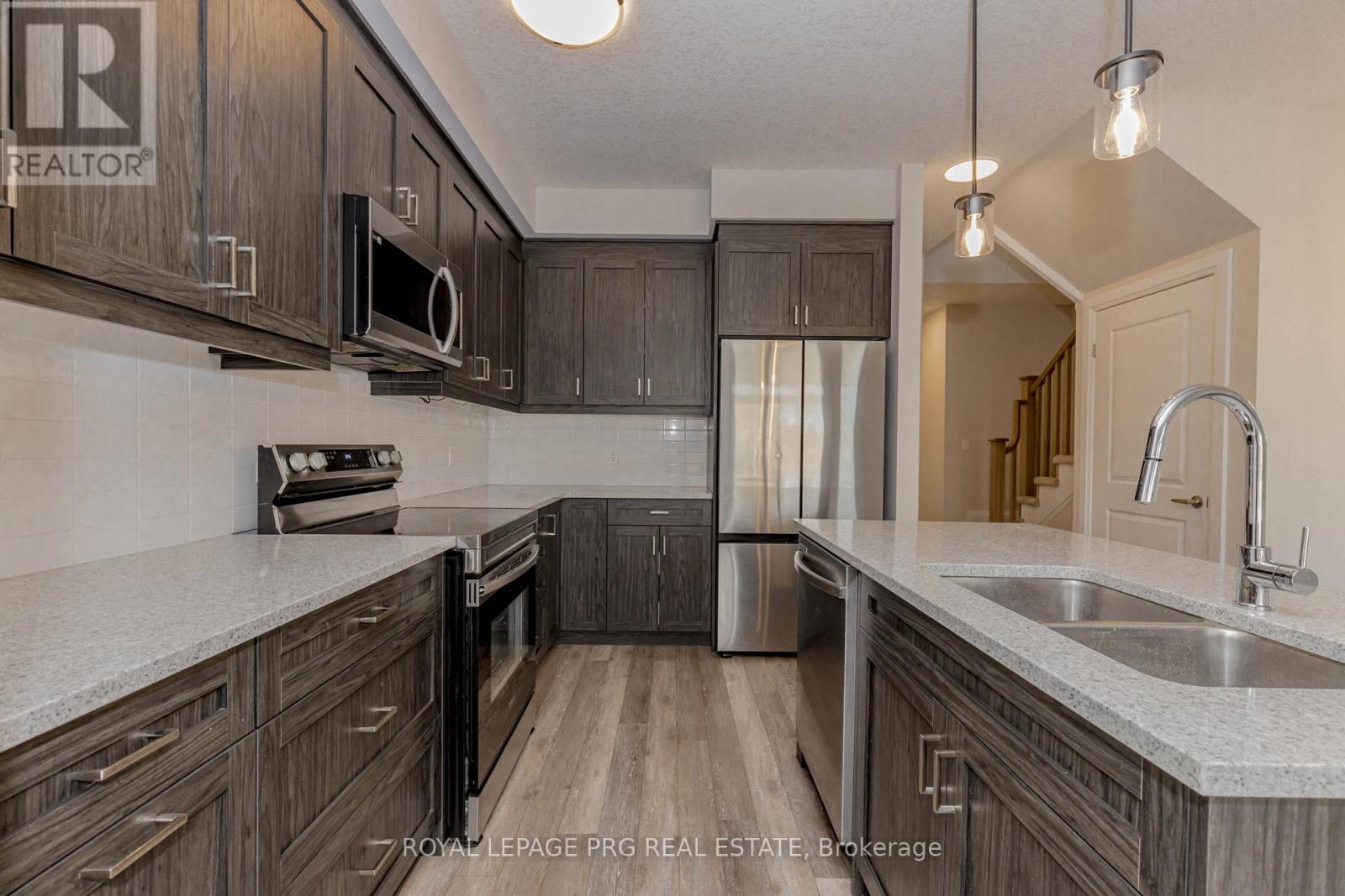 6 - 143 Elgin Street S, Cambridge, Ontario  N1R 0E1 - Photo 9 - X12493434