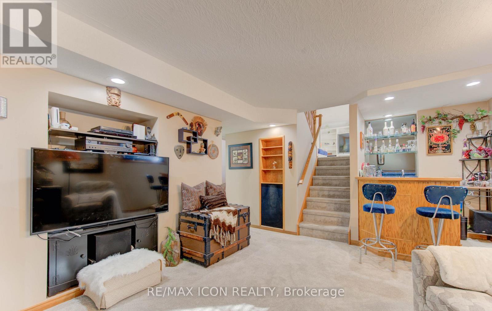 55 Gracefield Crescent, Kitchener, Ontario  N2E 1R8 - Photo 27 - X12493460