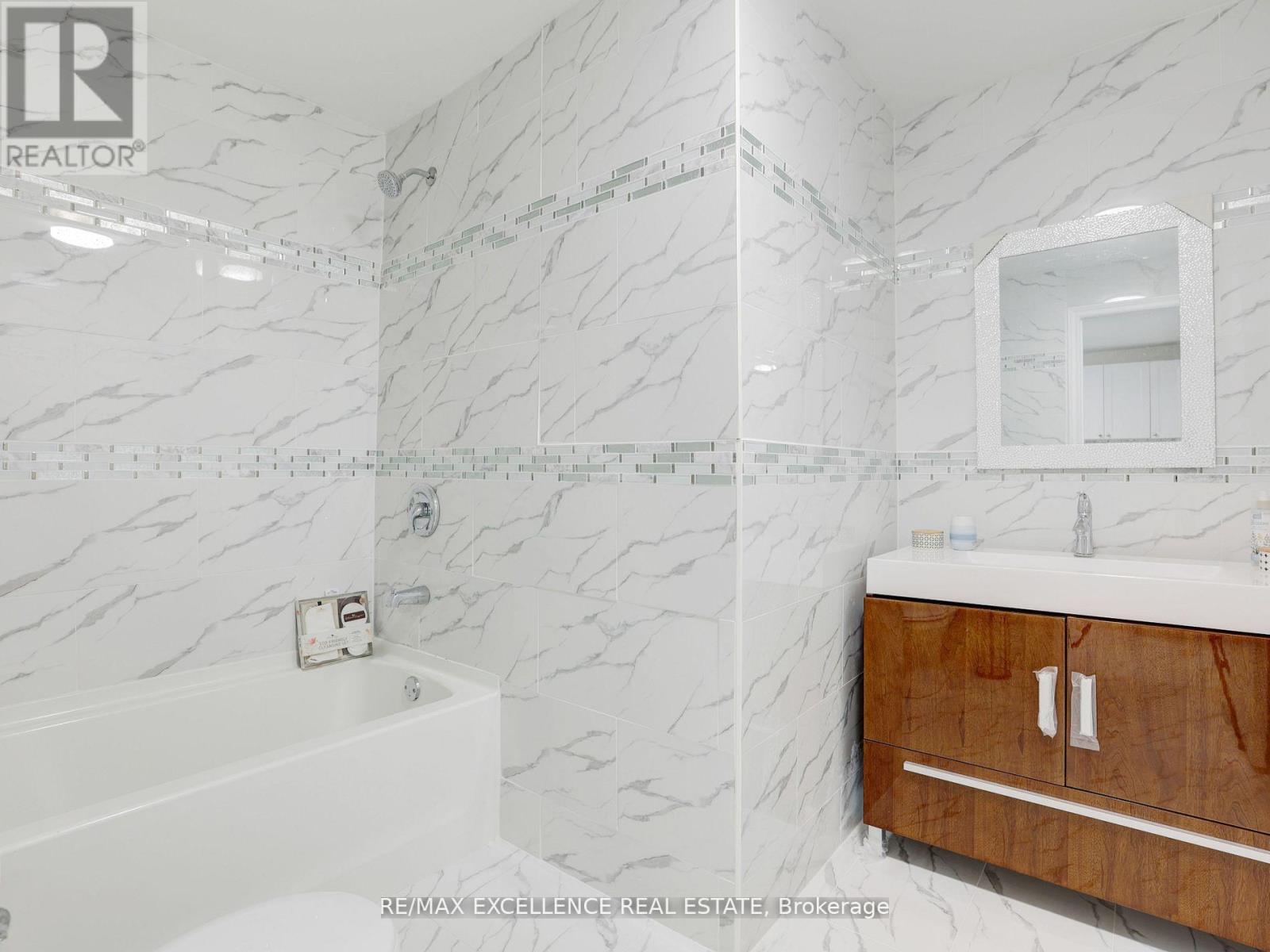 79 Sunnyhill Road, Cambridge, Ontario  N3C 1J6 - Photo 13 - X12493472