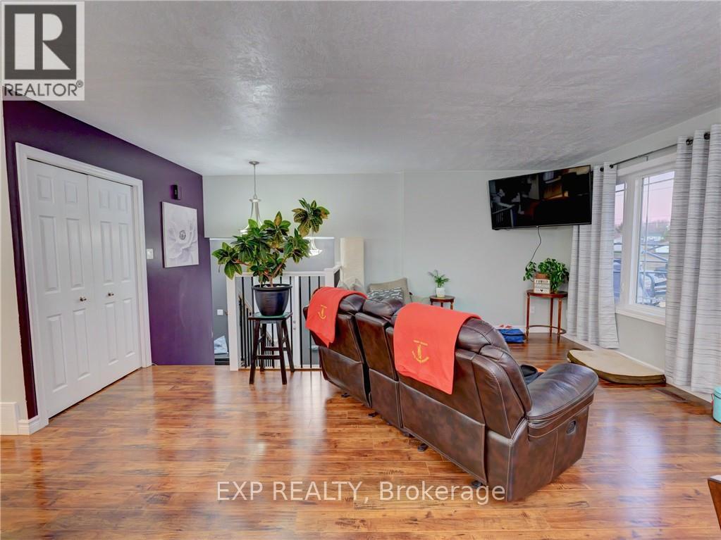 17 Balsam Court, West Nipissing, Ontario  P2B 0B7 - Photo 12 - X12493564