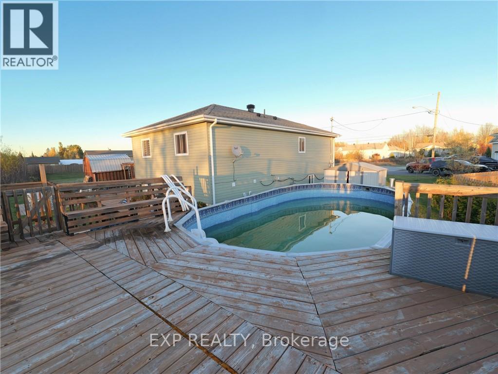 17 Balsam Court, West Nipissing, Ontario  P2B 0B7 - Photo 42 - X12493564