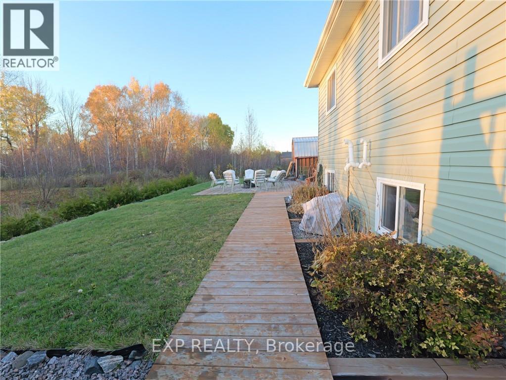 17 Balsam Court, West Nipissing, Ontario  P2B 0B7 - Photo 5 - X12493564