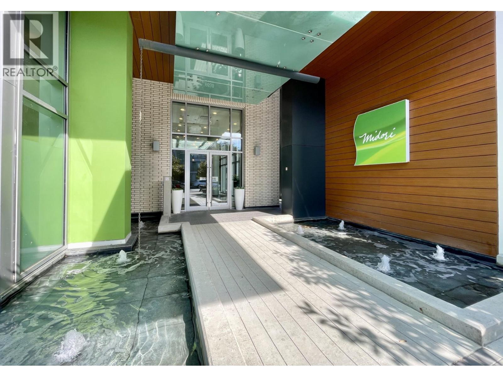 2502 6638 Dunblane Avenue, Burnaby, British Columbia  V5H 0G8 - Photo 2 - R3063322