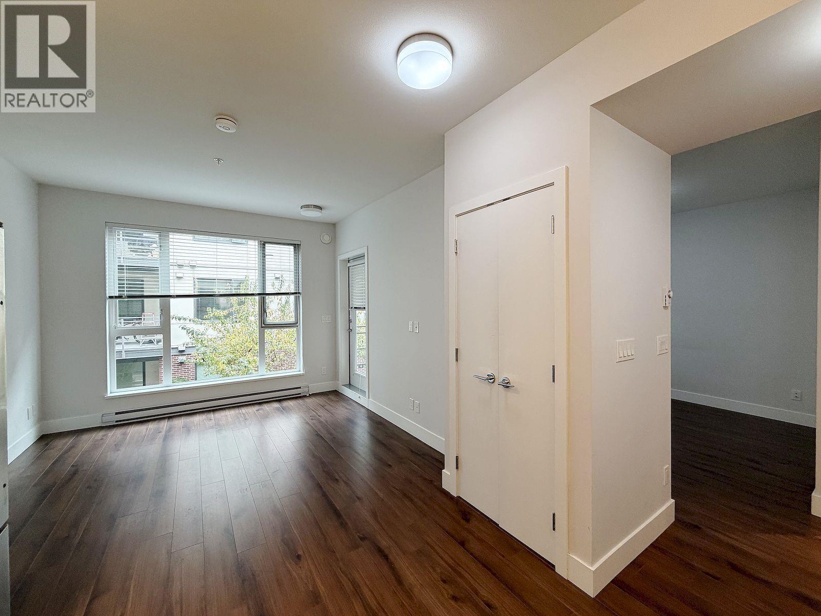 242 5355 Lane Street, Burnaby, British Columbia  V5H 0H1 - Photo 2 - R3063378