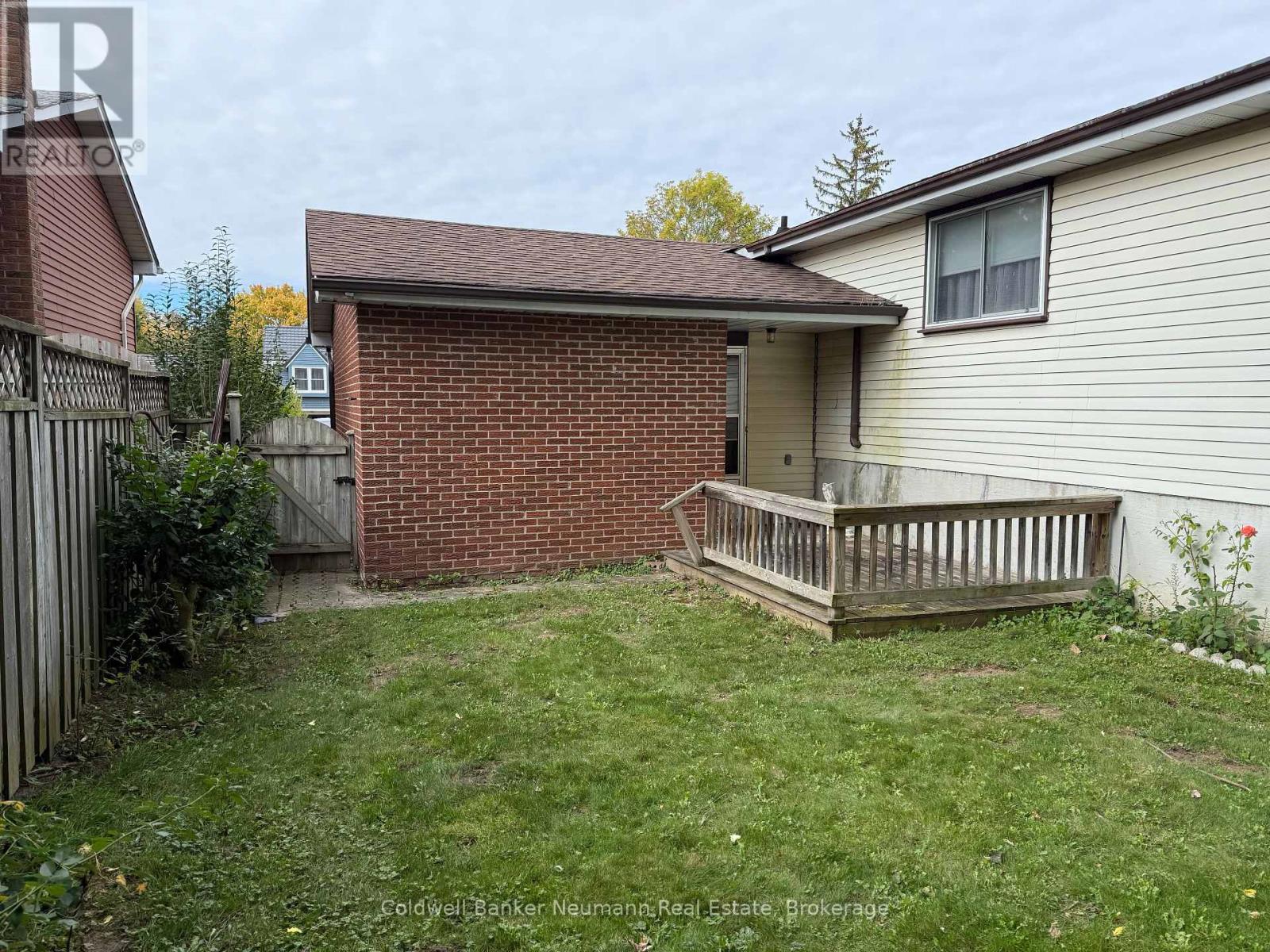 125 Queensdale Crescent, Guelph, Ontario  N1H 6W6 - Photo 3 - X12493612