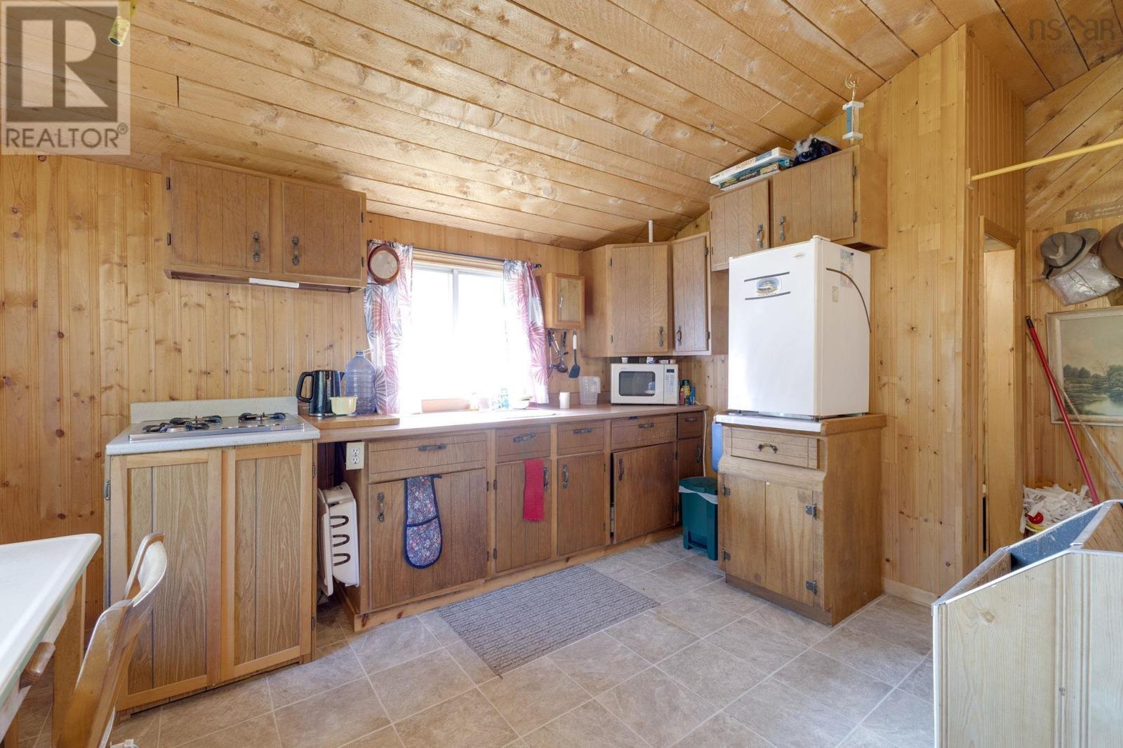 81 Swinimer Road, Dean, Nova Scotia  B0N 2M0 - Photo 12 - 202523742