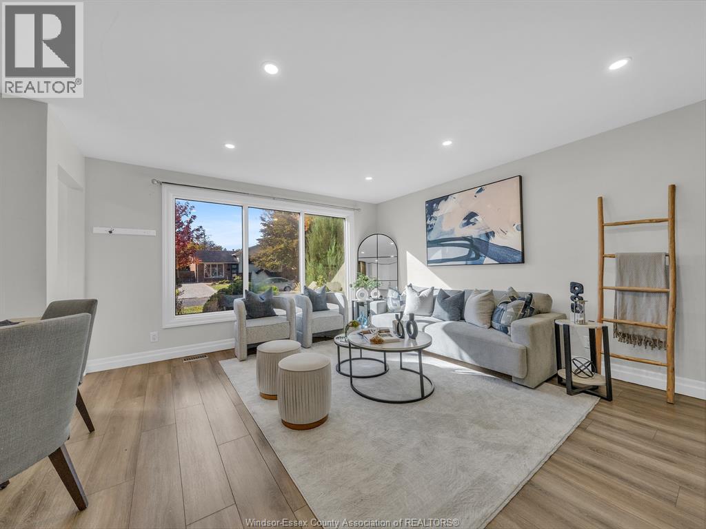 338 Carling Crescent, Windsor, Ontario  N8S 3X8 - Photo 5 - 25027559