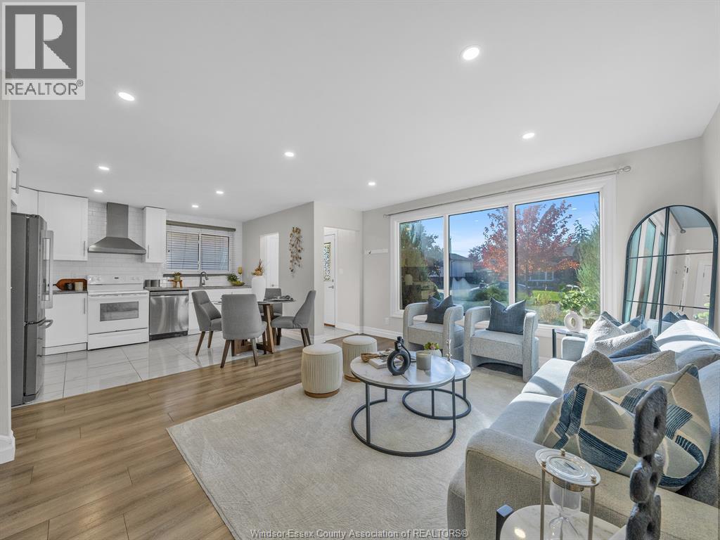 338 Carling Crescent, Windsor, Ontario  N8S 3X8 - Photo 6 - 25027559