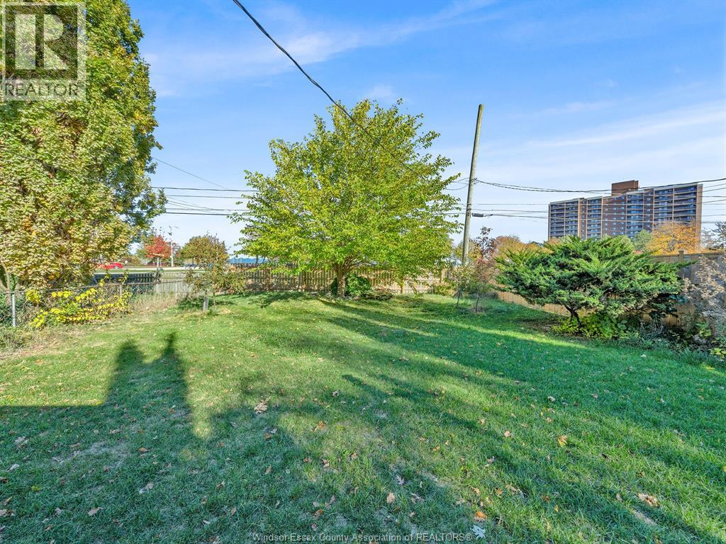 338 Carling Crescent, Windsor, Ontario  N8S 3X8 - Photo 35 - 25027559