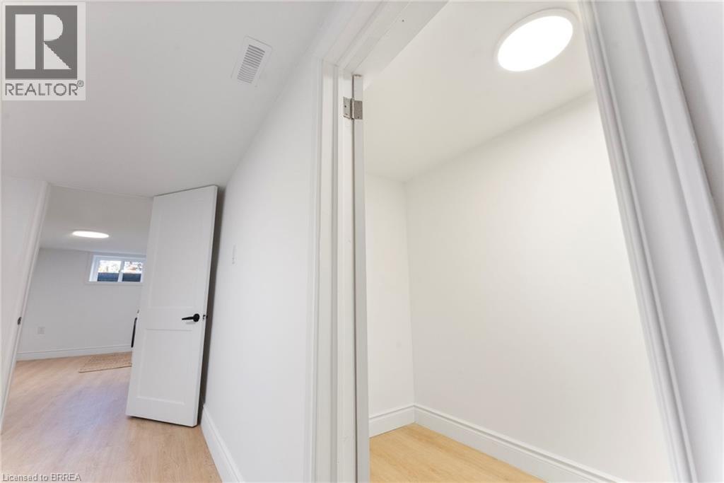 25 Dundee Street, Brantford, Ontario  N3R 4M2 - Photo 29 - 40784401