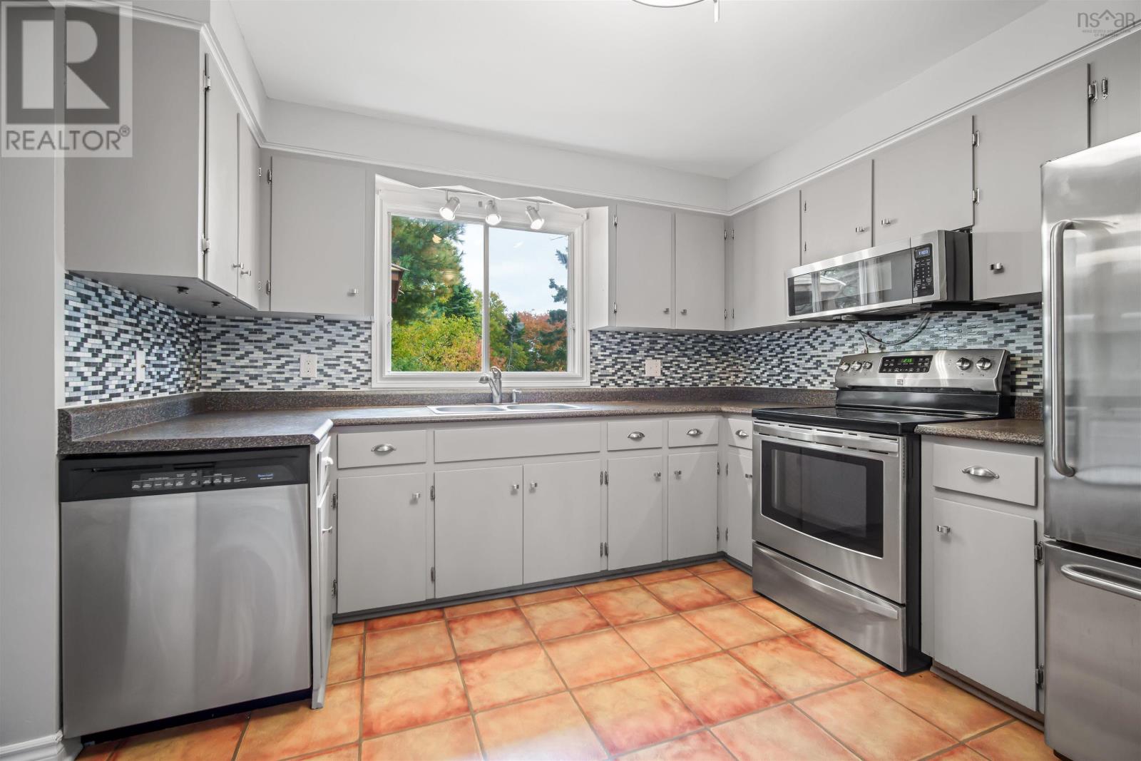 62 Rosalie Avenue, Prospect Bay, Nova Scotia  B3T 1Z8 - Photo 24 - 202526017