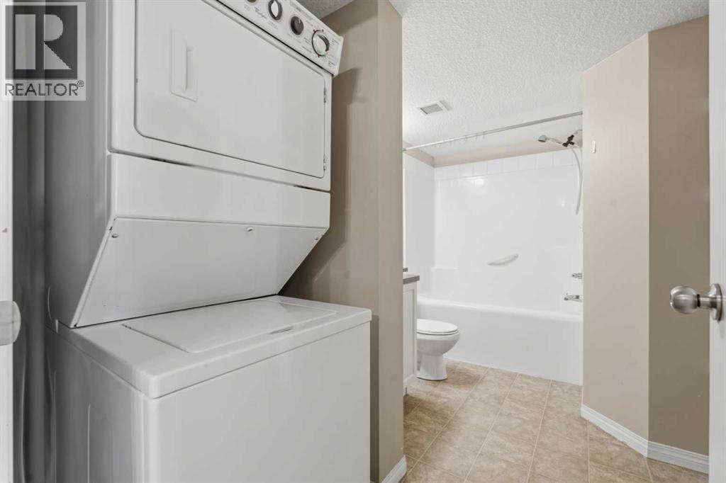 203, 2000 Applevillage Court Se, Calgary, Alberta  T2A 7Z4 - Photo 11 - A2265953