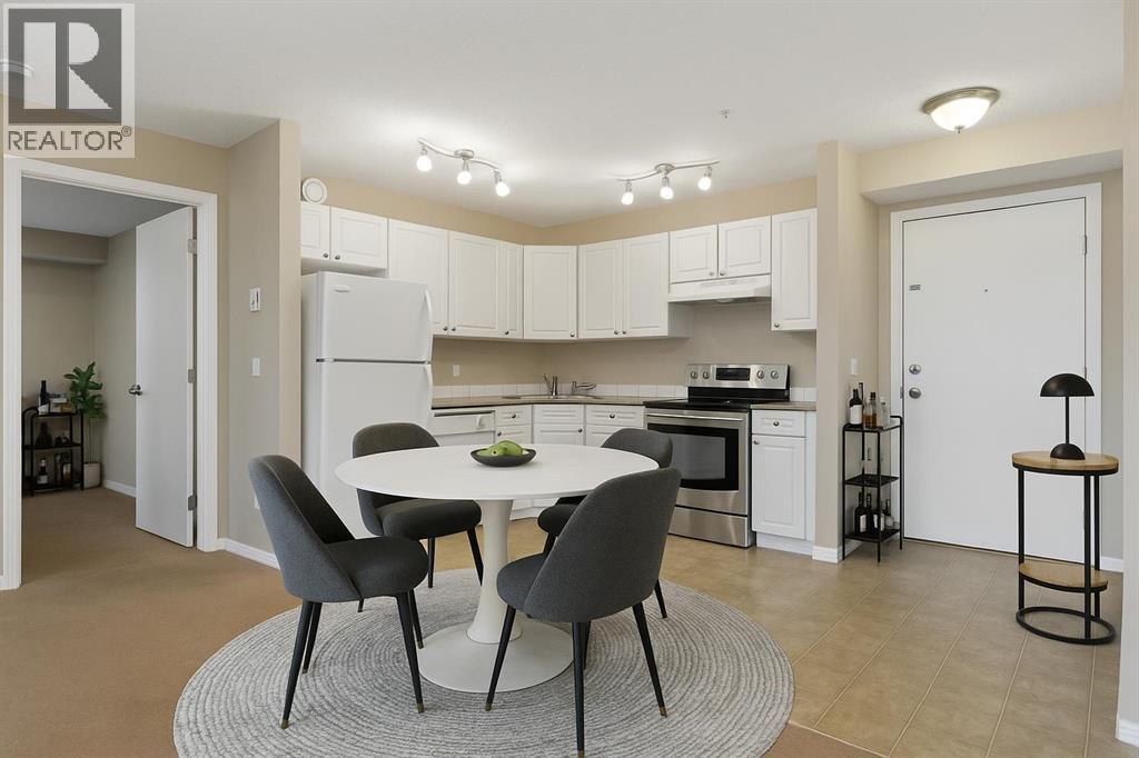 203, 2000 Applevillage Court Se, Calgary, Alberta  T2A 7Z4 - Photo 3 - A2265953
