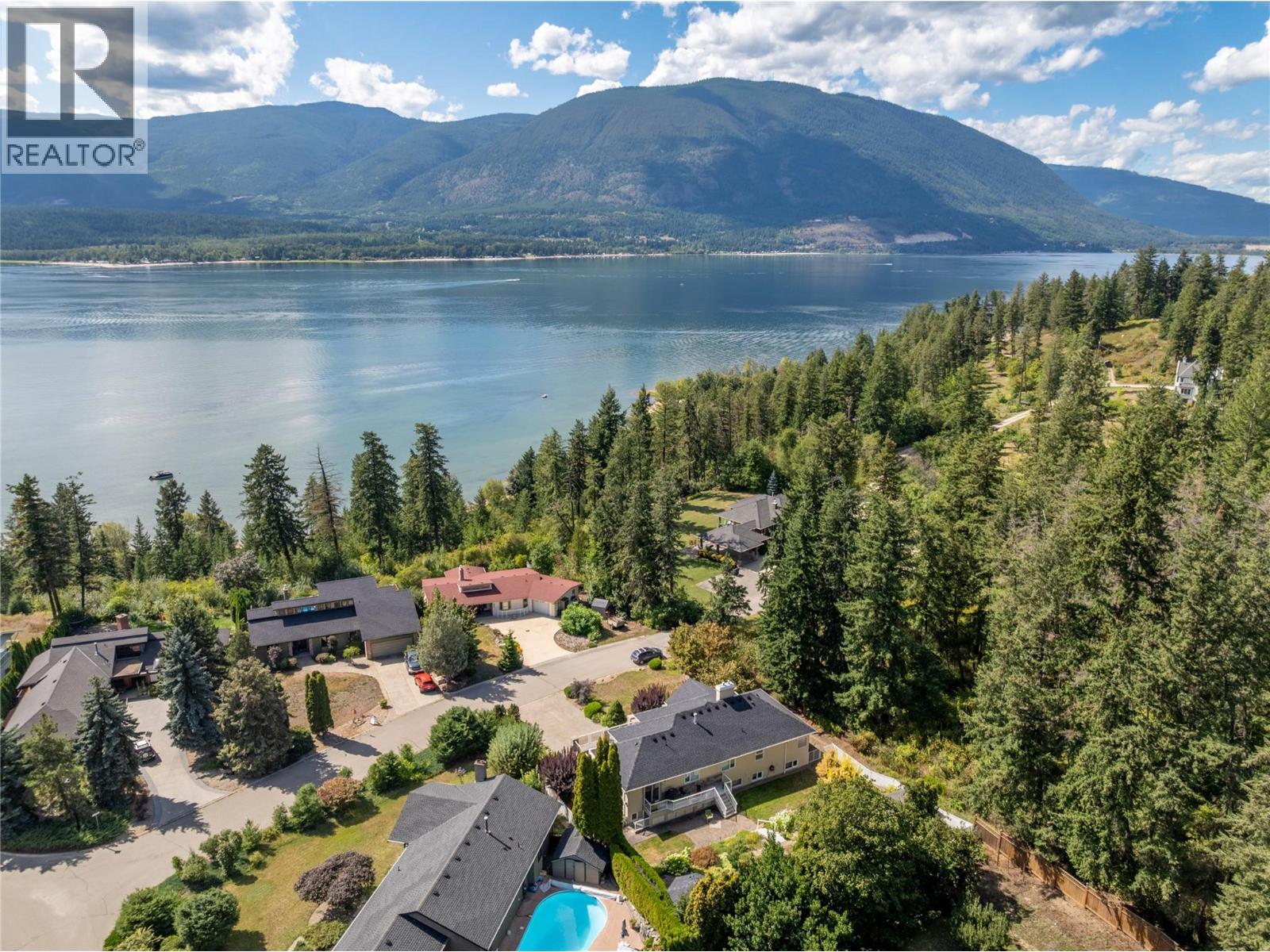 5231 11 Street Ne, Salmon Arm, British Columbia  V1E 3N3 - Photo 4 - 10359926