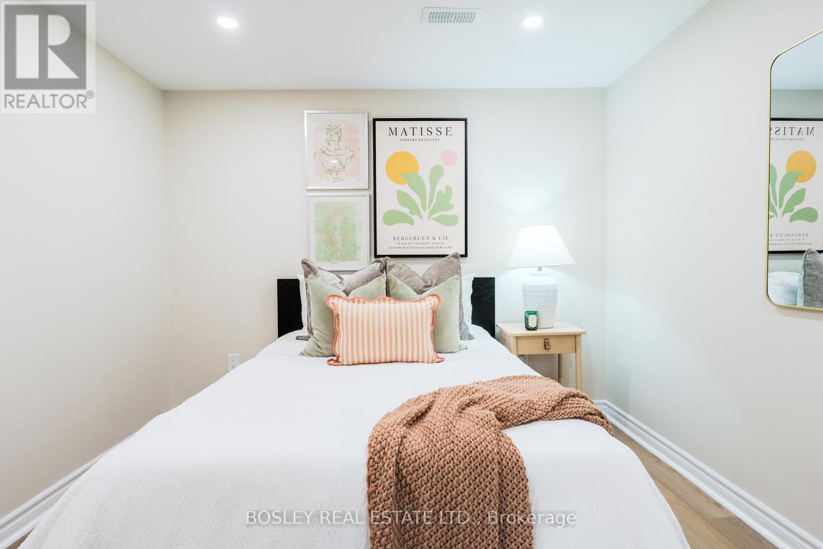 811 Watson Terrace, Milton, Ontario  L9T 5Z8 - Photo 46 - W12492642