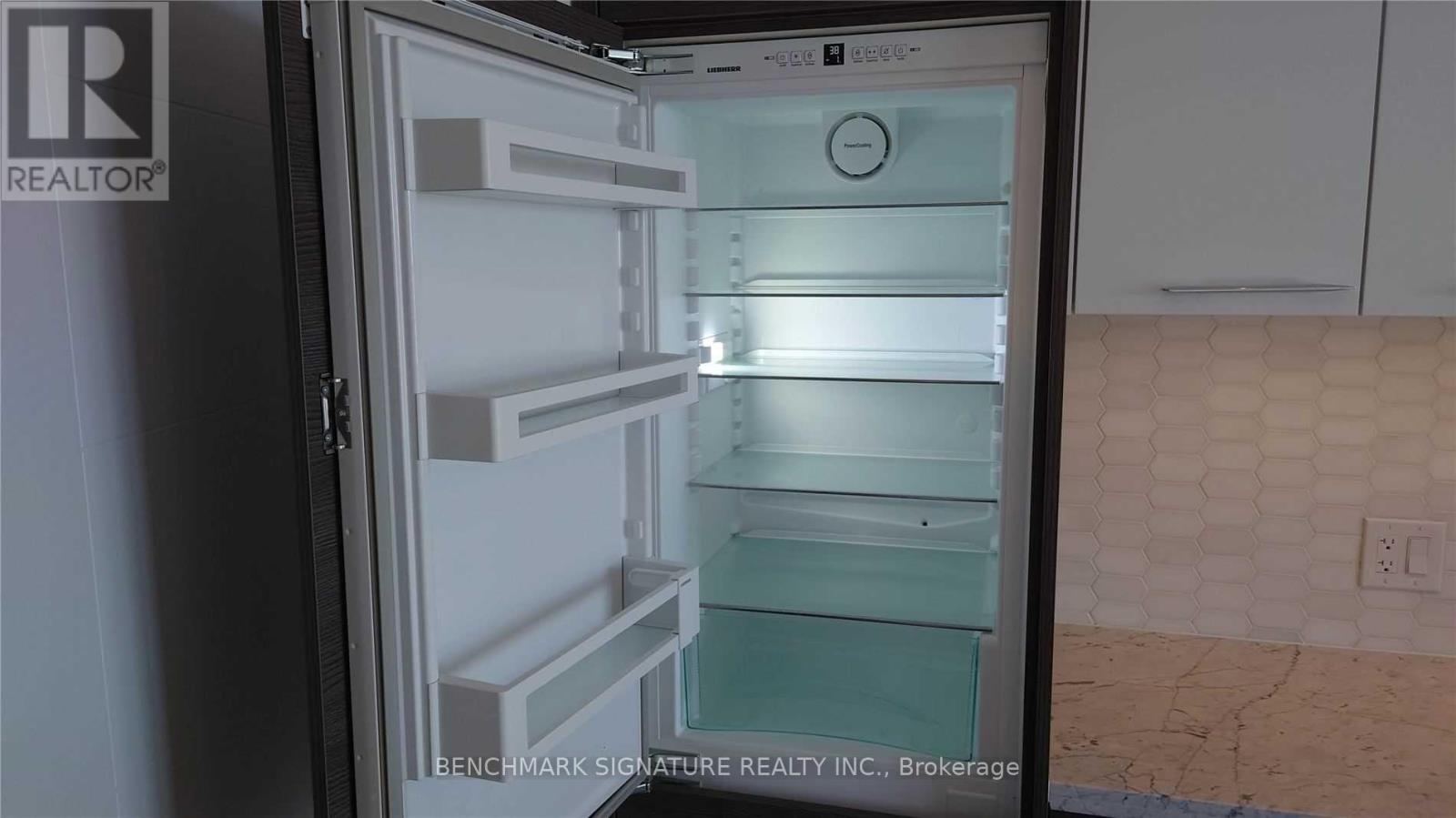 2805 - 488 University Avenue, Toronto, Ontario  M5G 0C1 - Photo 6 - C12493592