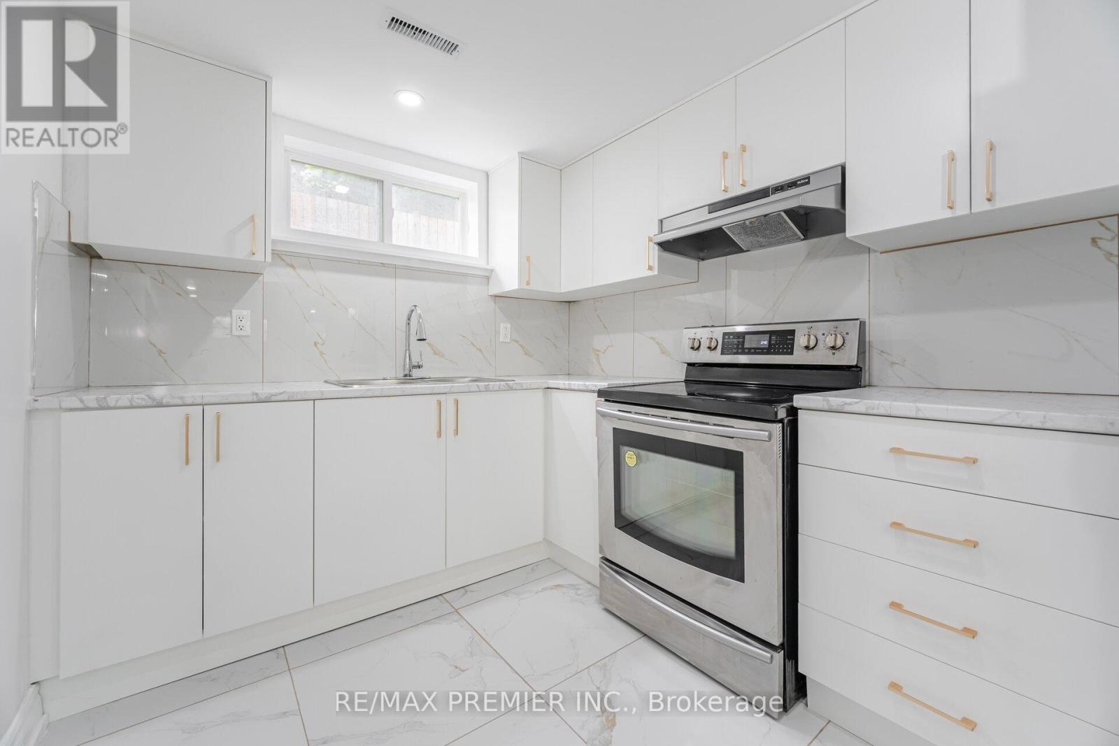 173 Torresdale Avenue, Toronto, Ontario  M2R 3E3 - Photo 37 - C12493618