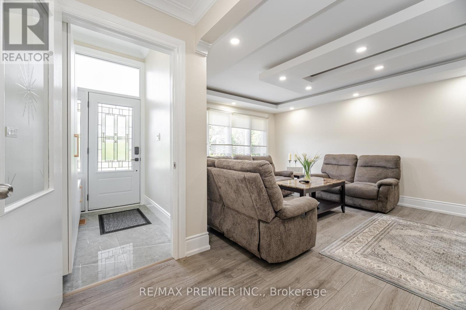 173 Torresdale Avenue, Toronto, Ontario  M2R 3E3 - Photo 5 - C12493618