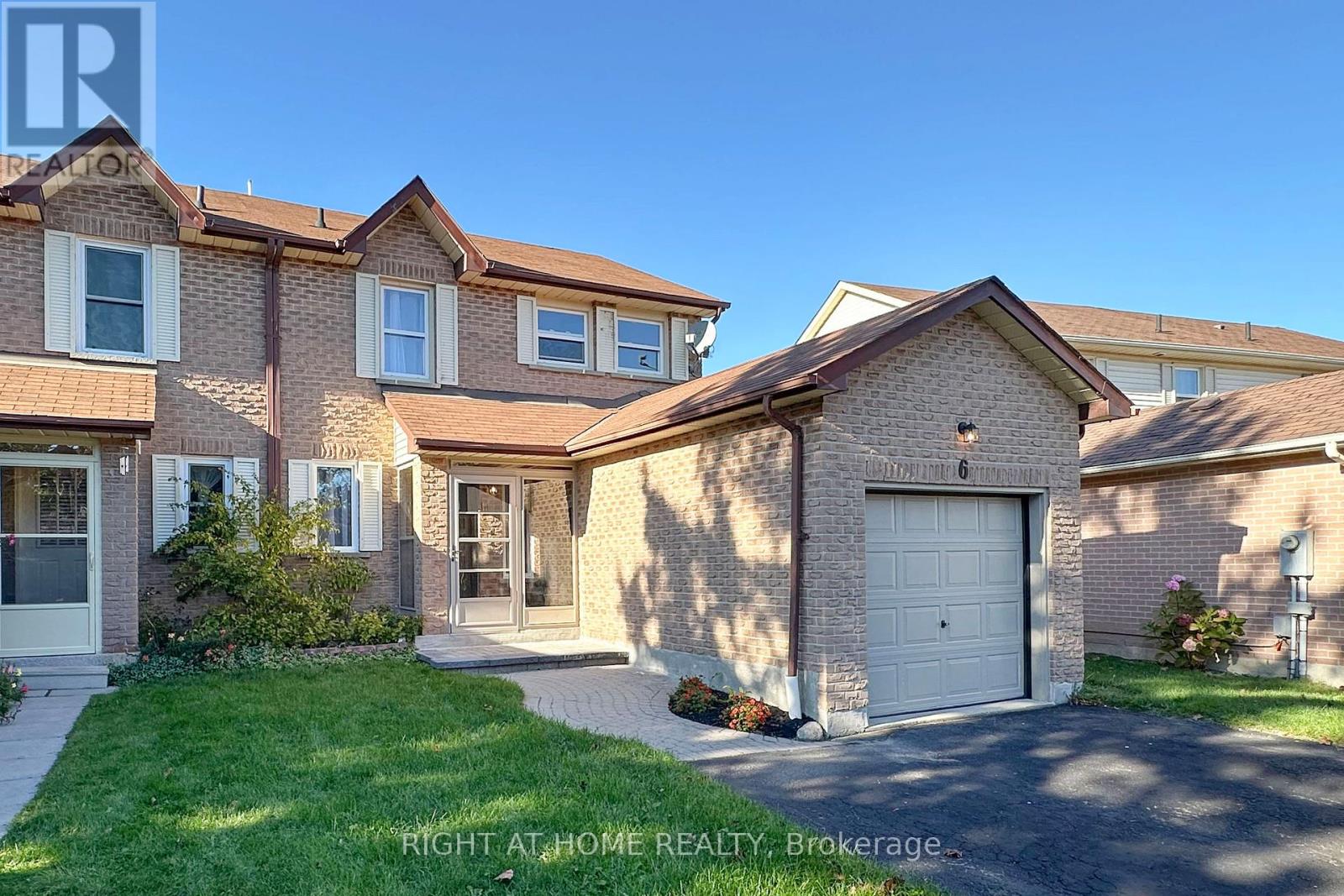 6 Humphrey Drive, Ajax, Ontario  L1S 4X8 - Photo 2 - E12493630