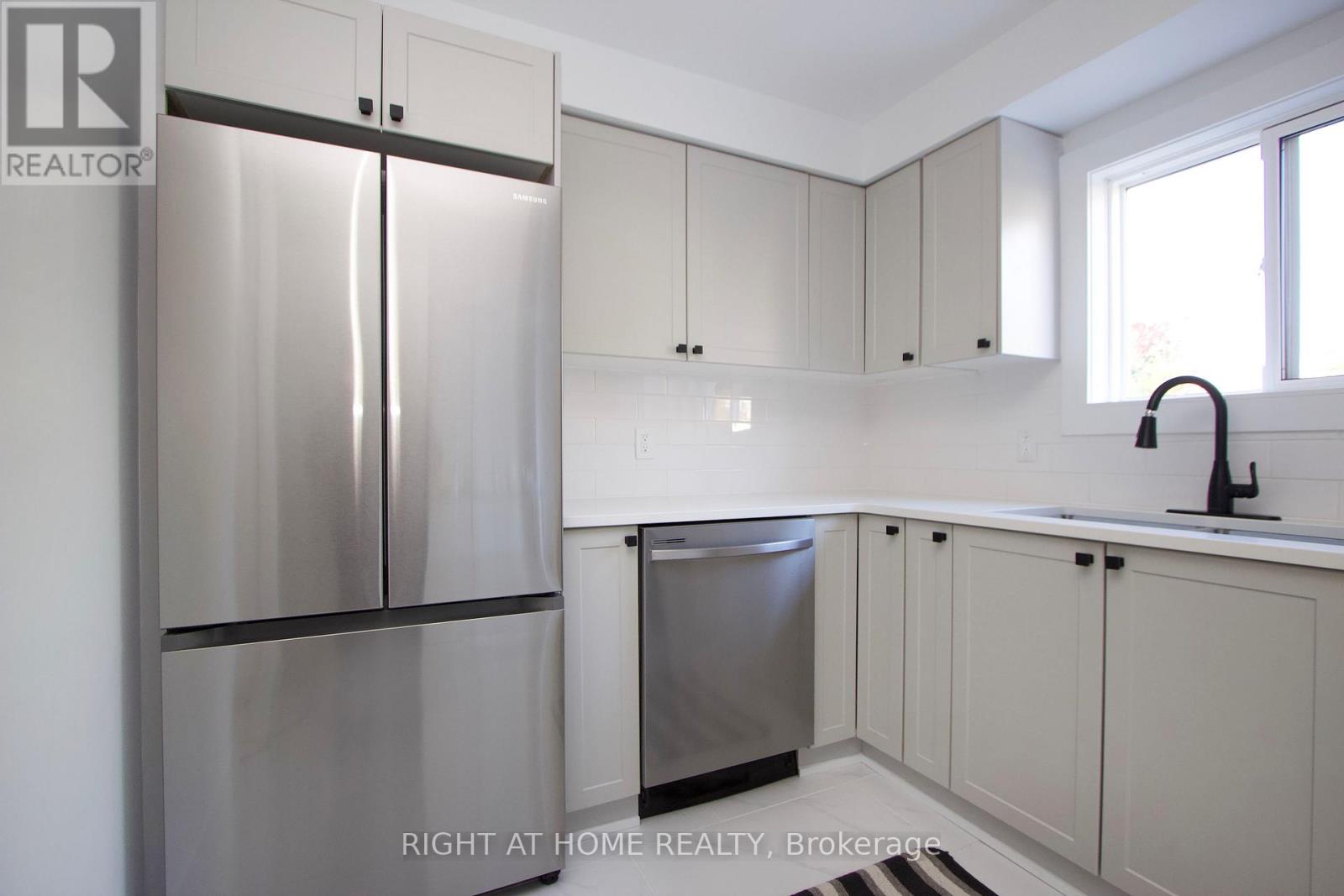 6 Humphrey Drive, Ajax, Ontario  L1S 4X8 - Photo 33 - E12493630