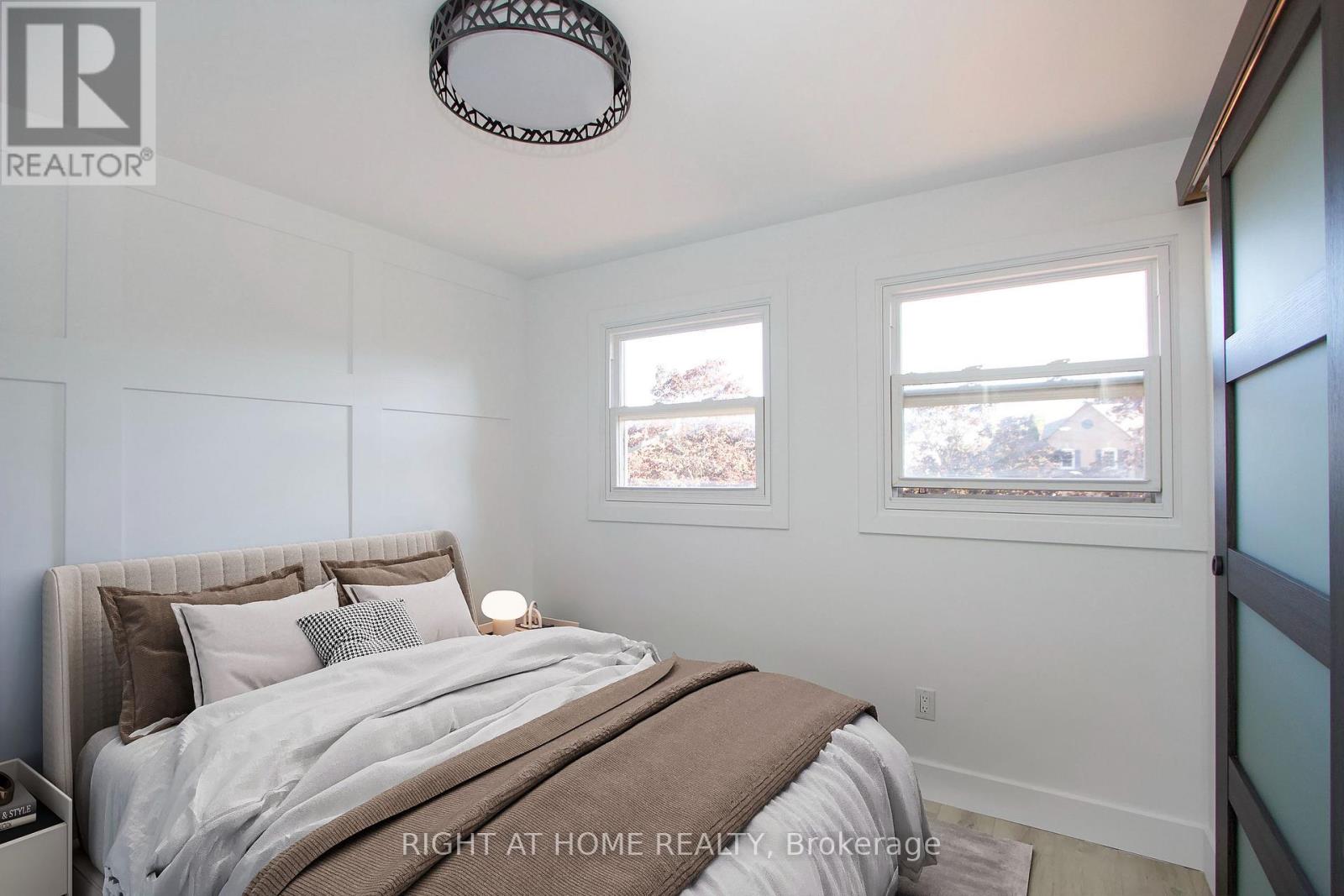 6 Humphrey Drive, Ajax, Ontario  L1S 4X8 - Photo 4 - E12493630