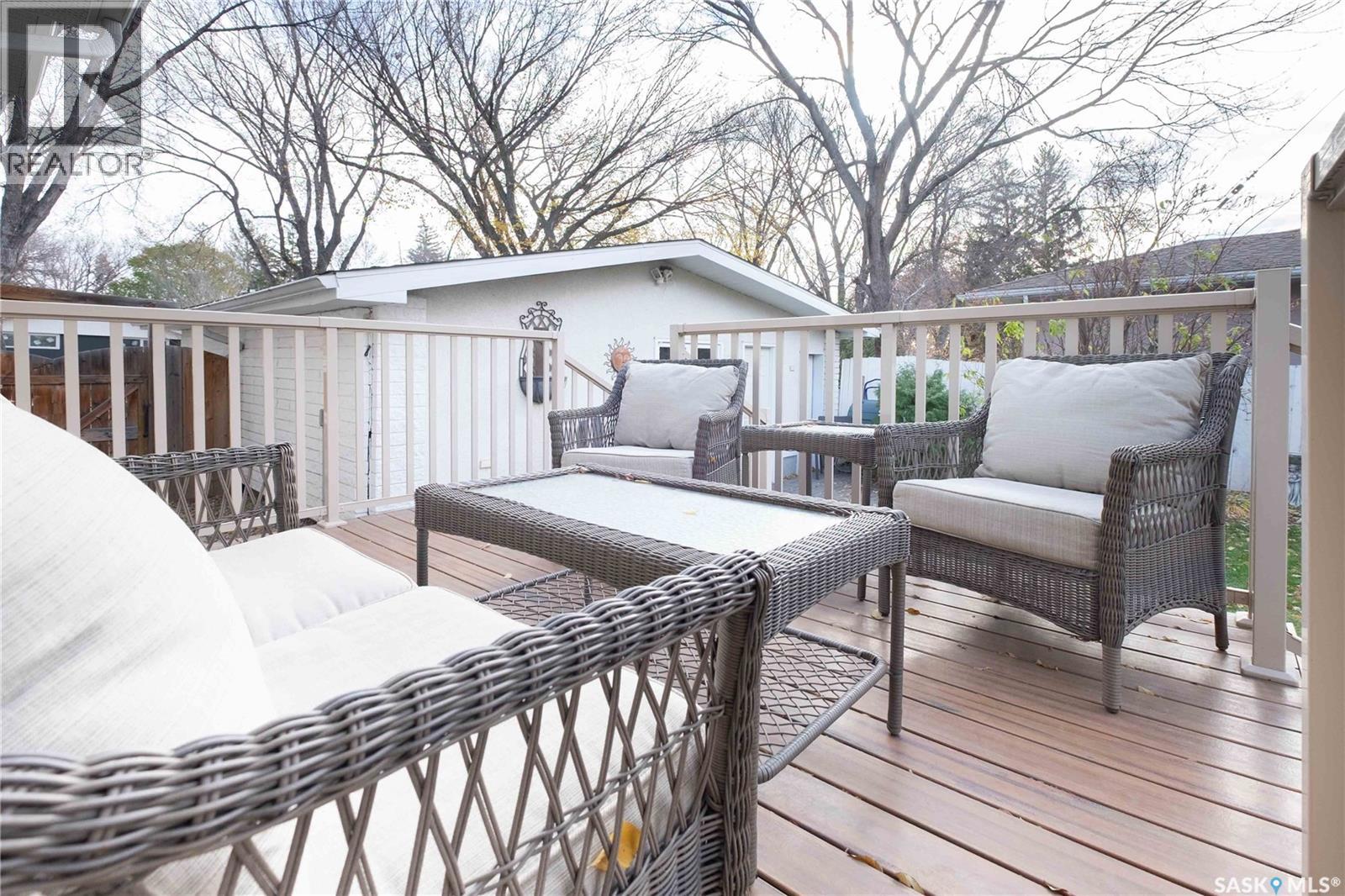 3 Dolphin Bay, Regina, Saskatchewan  S4S 3J7 - Photo 10 - SK022033