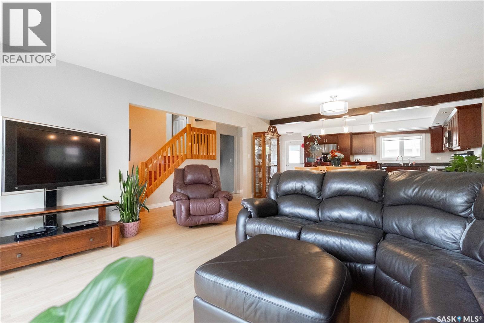 3 Dolphin Bay, Regina, Saskatchewan  S4S 3J7 - Photo 15 - SK022033