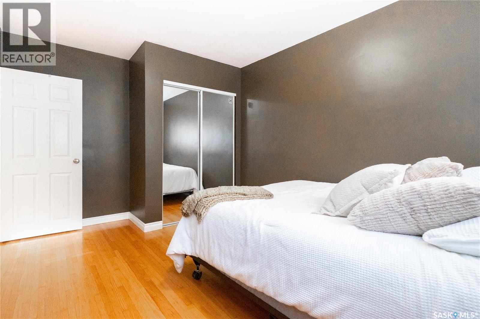 3 Dolphin Bay, Regina, Saskatchewan  S4S 3J7 - Photo 32 - SK022033