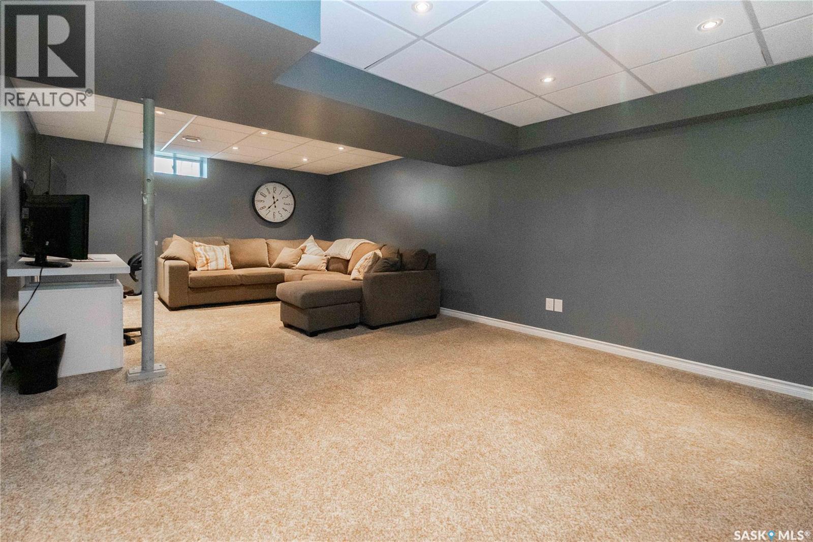 3 Dolphin Bay, Regina, Saskatchewan  S4S 3J7 - Photo 43 - SK022033