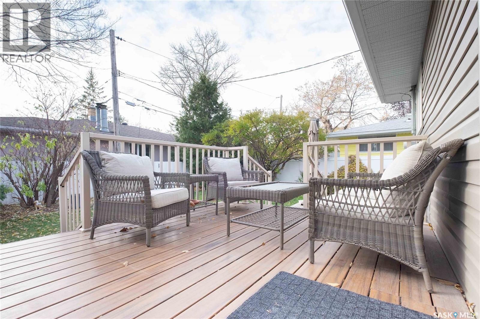 3 Dolphin Bay, Regina, Saskatchewan  S4S 3J7 - Photo 9 - SK022033