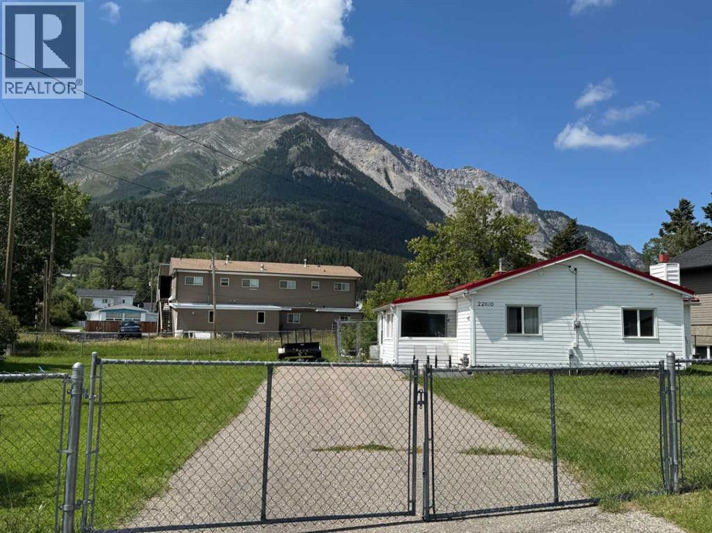 22610 10 Avenue, Hillcrest, Alberta  T0K 1C0 - Photo 2 - A2244877