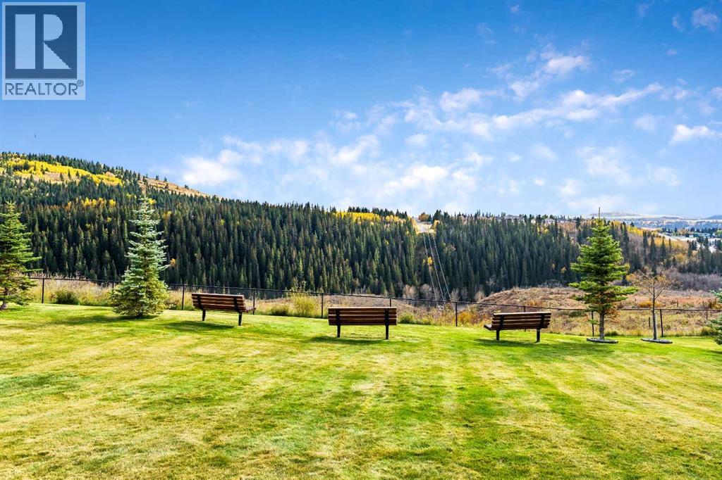 160 Sunset Point, Cochrane, Alberta  T4C 0k9 - Photo 36 - A2263935