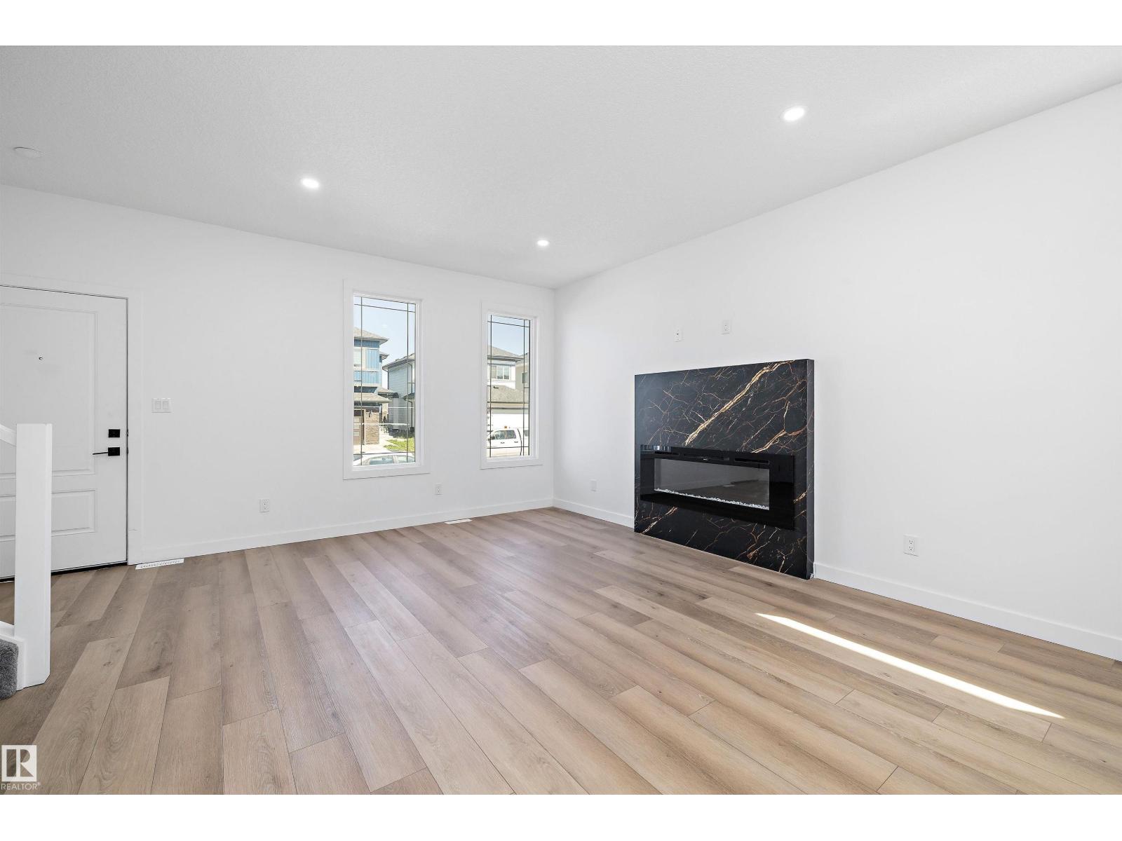 6079 180 Av Nw, Edmonton, Alberta  T5Y 3X1 - Photo 6 - E4456307