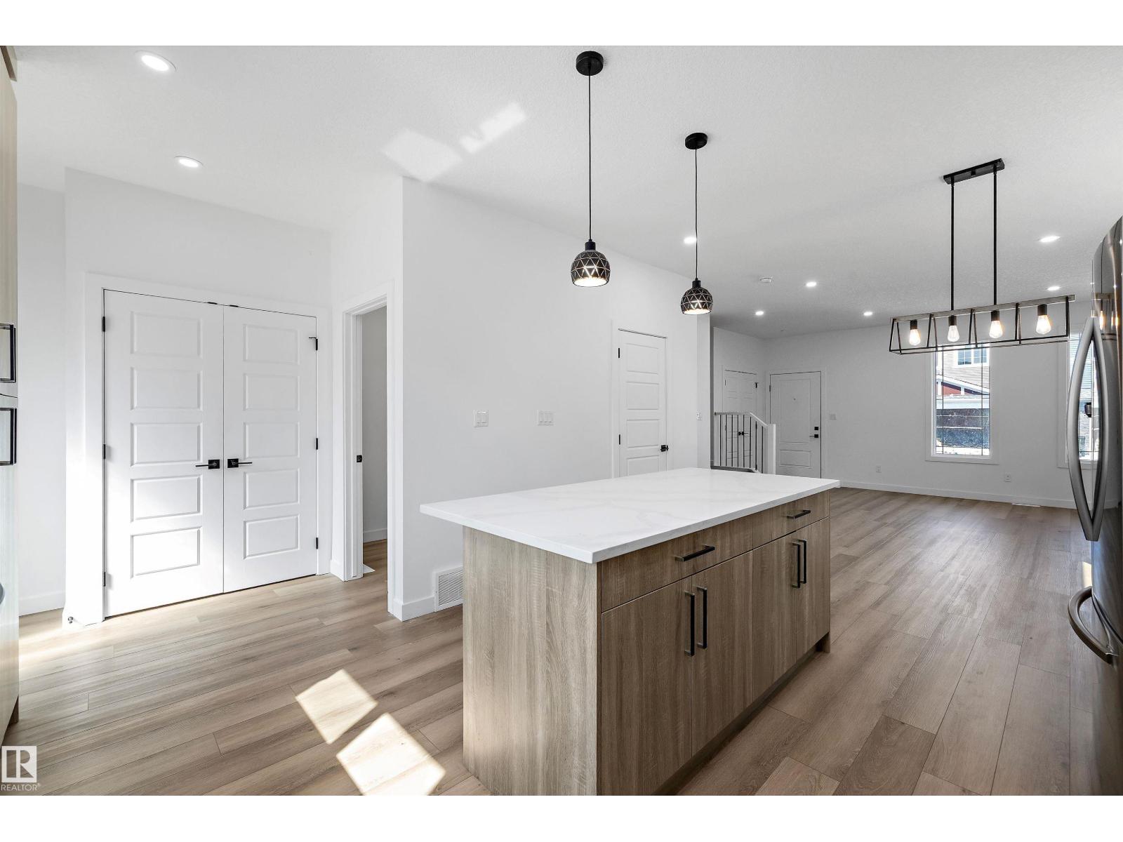 6079 180 Av Nw, Edmonton, Alberta  T5Y 3X1 - Photo 16 - E4456307