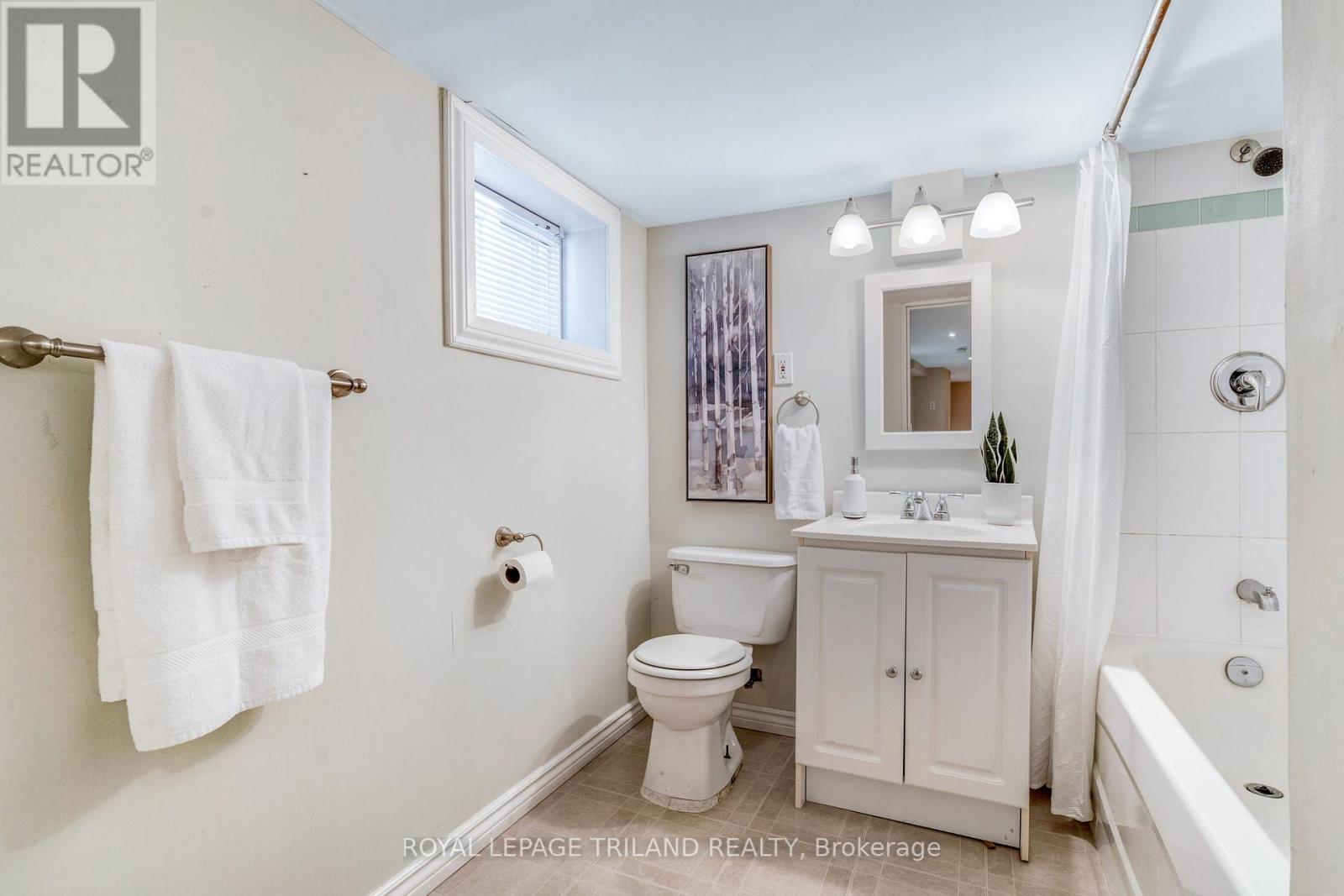 418 Cheapside Street, London East, Ontario  N5Y 3X1 - Photo 36 - X12493658