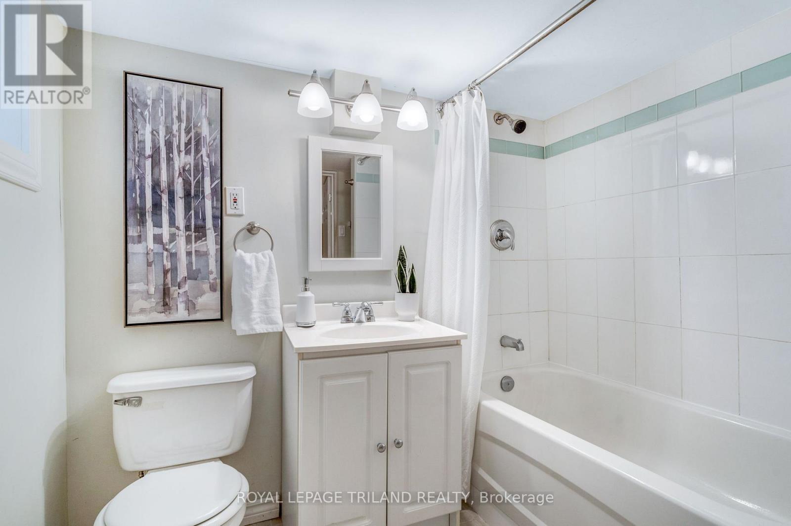 418 Cheapside Street, London East, Ontario  N5Y 3X1 - Photo 37 - X12493658