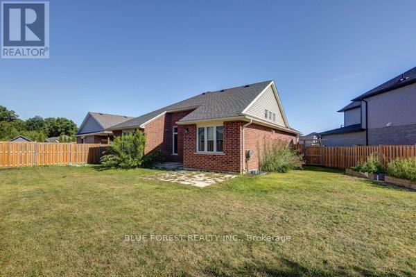 125 Old Field Lane S, Central Elgin, Ontario  N5L 0A9 - Photo 12 - X12493712