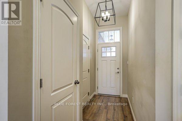 125 Old Field Lane S, Central Elgin, Ontario  N5L 0A9 - Photo 13 - X12493712