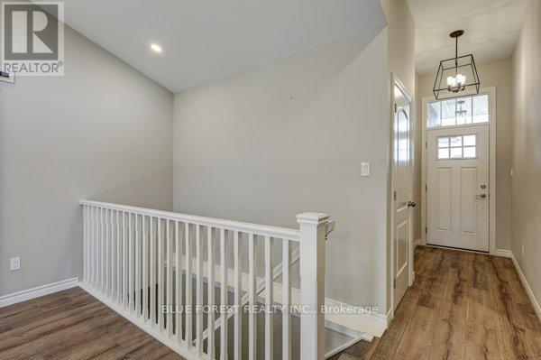 125 Old Field Lane S, Central Elgin, Ontario  N5L 0A9 - Photo 14 - X12493712